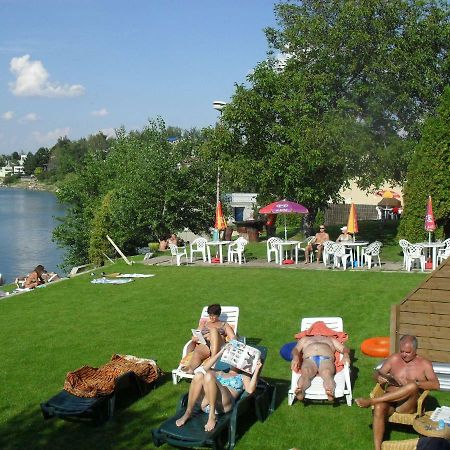 Hotel Fortuna Senec Exteriör bild